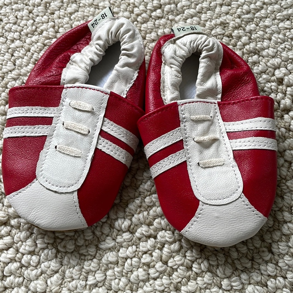 NWOT Leather baby walkers | 18-24 months
